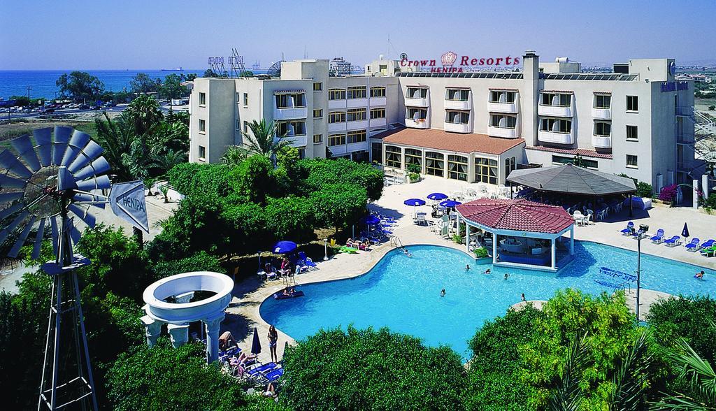 Crown Resorts Henipa Ларнака Екстер'єр фото